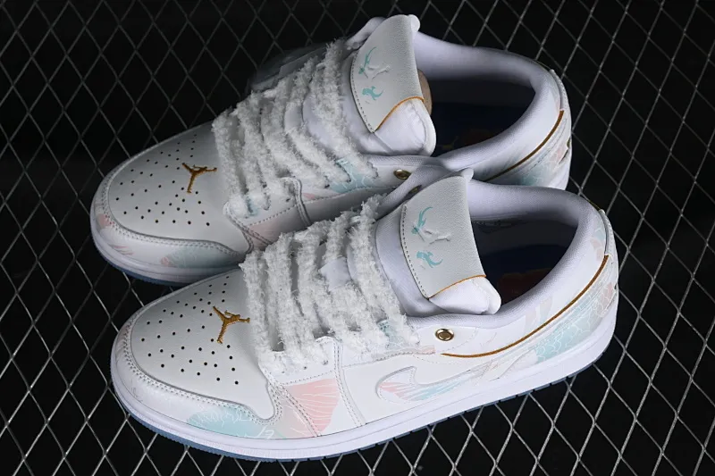 All Categories Air Jordan Jordan Series Basketball Shoes Air Jordan 1 Low Air Jordan 1 Low AJ1 Joe 1 Year of the Dragon Limited New Chinese Style Customization Steam Puppet-Third Prince Ao Bing Low State Cultural Casual Shoes FN8901-164